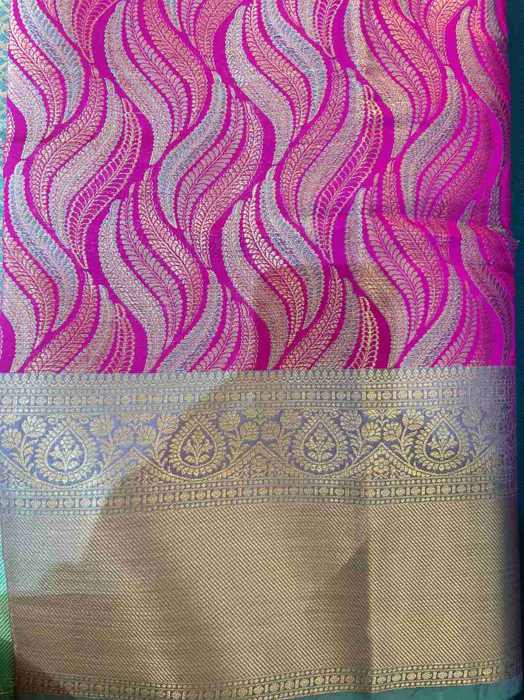 Kanjivaram Katan Silk Saree with Woven Zari Pattern