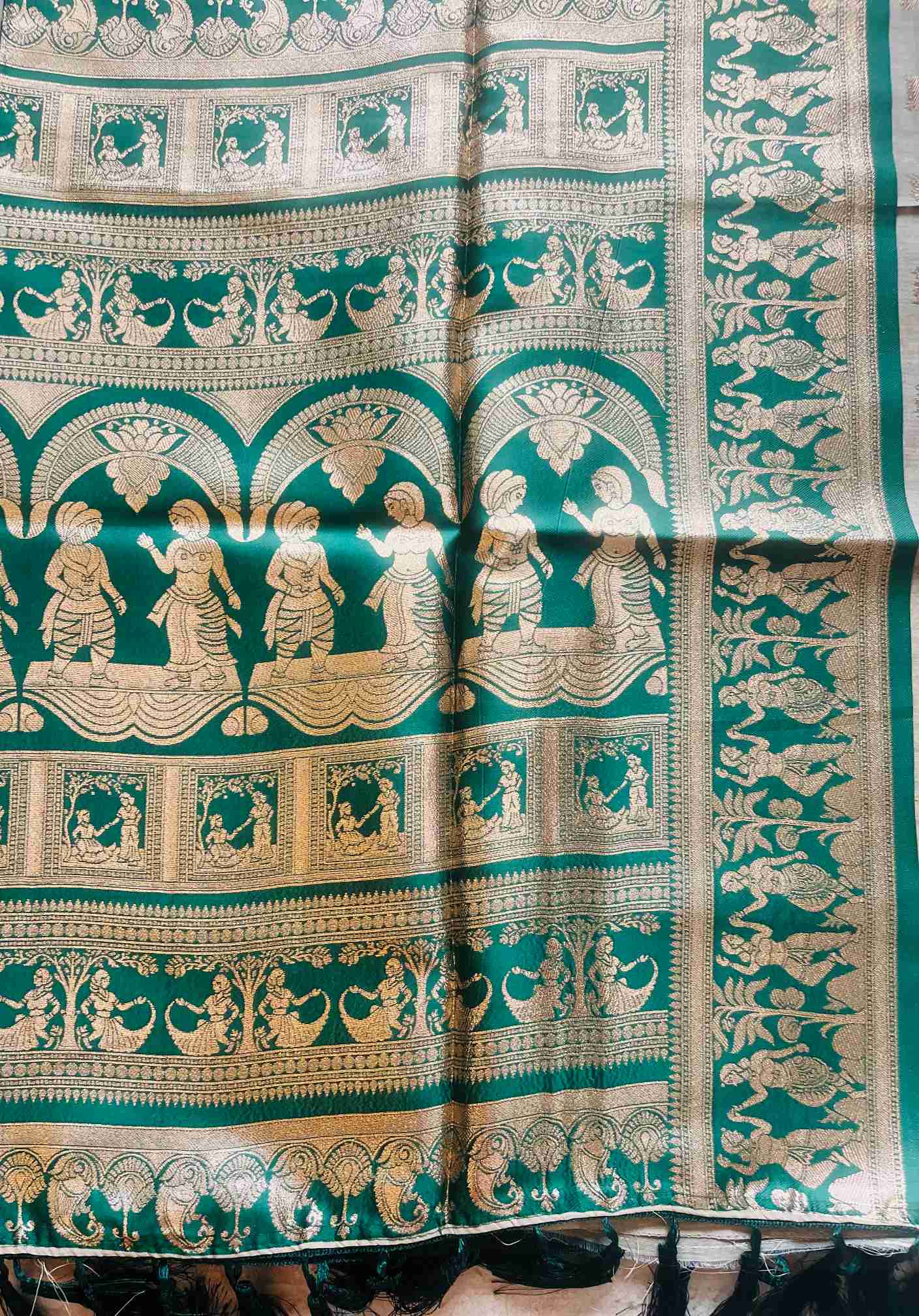 Banarasi Tissue Silk Saree in Off-White with Temple Zari Motifs