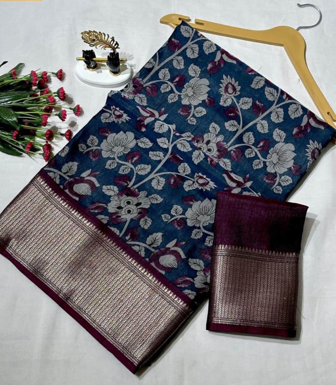 Mangalgiri Silk Saree in Blue with Floral Motifs and Zari Border