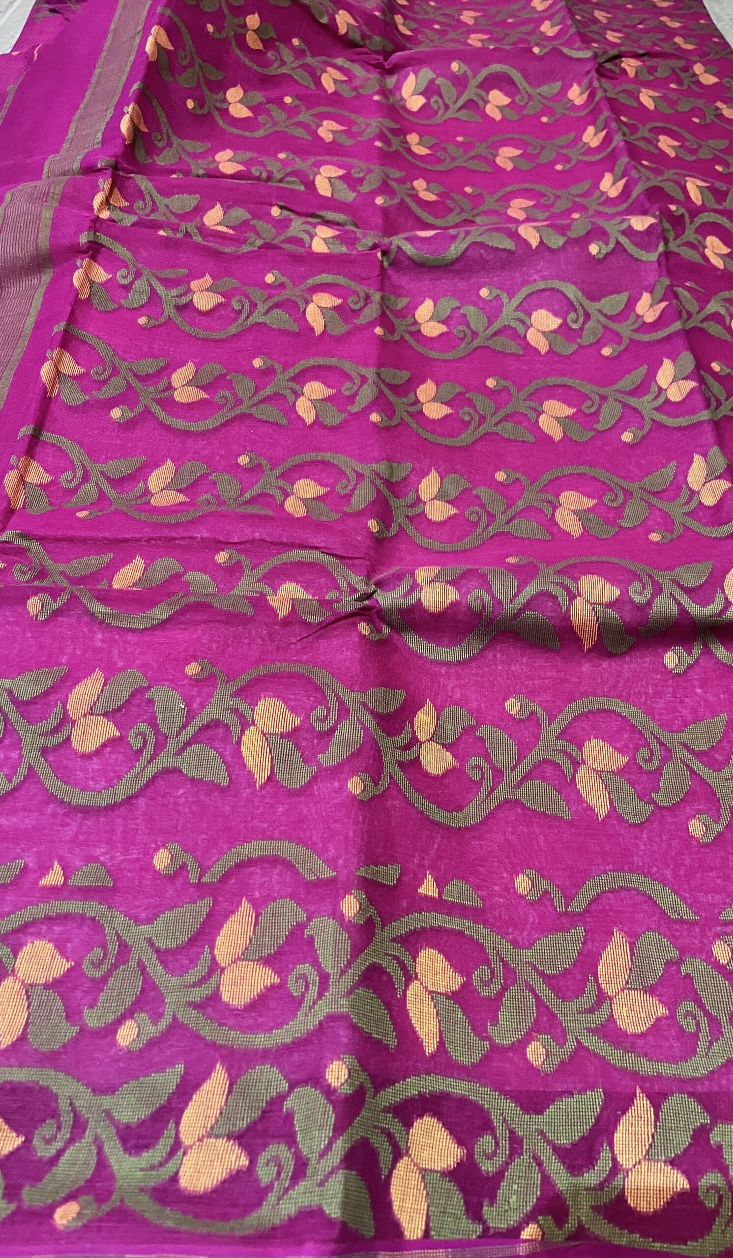 Bengal Tant Cotton Saree in Magenta with Floral Buti and Woven Border